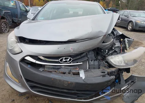 2014 Hyundai Elantra Gt z USA, uszkodzony, nr VIN KMHD35LH2EU173814